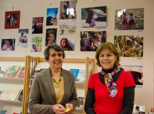 Andrée Guérin et Brigitte Leclerc exposent à la bibliothèque.